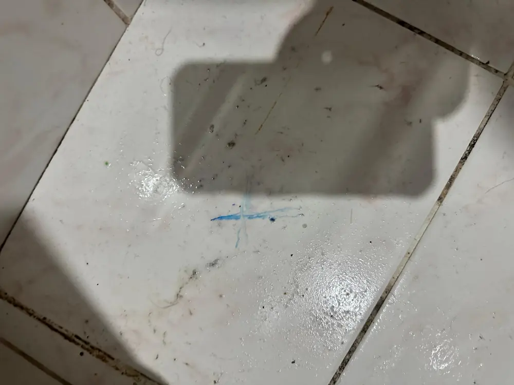 Beykoz Öztürk Tesisat galeri: Fayans zemin kaçak izi
